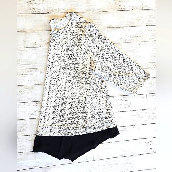 Adrianna Papell Tops - Adrianna Papell Stretchy Slinky Ivory/White & Black Plus Blouse Top Half Sleeve